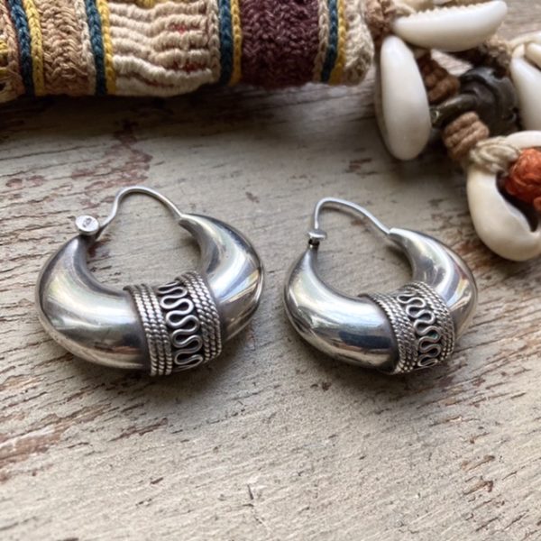 Vintage sterling silver chunky hooped earrings