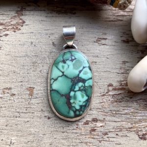 Vintage sterling silver natural green turquoise pendant