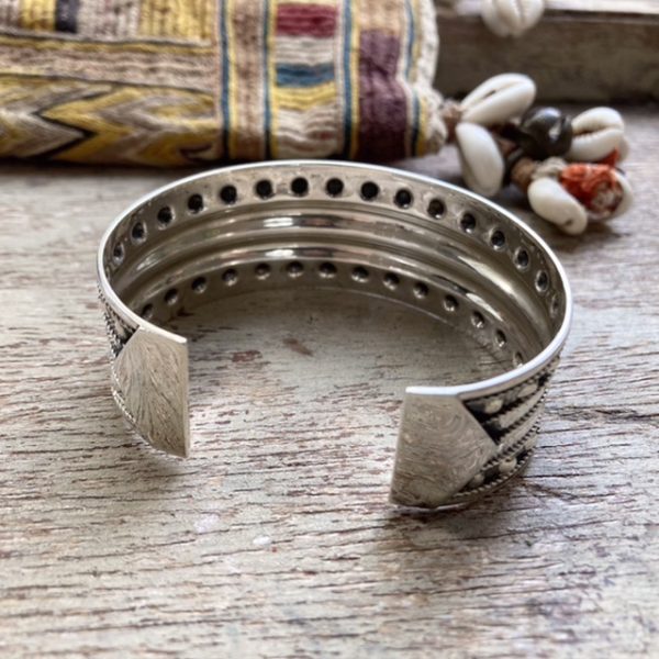 Vintage Balinese solid silver cuff bangle