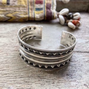 Vintage Balinese solid silver cuff bangle