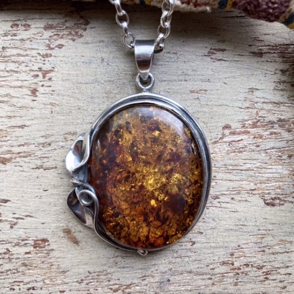 Vintage sterling silver Baltic amber necklace