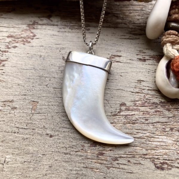 Vintage sterling silver mother of pearl tooth necklace