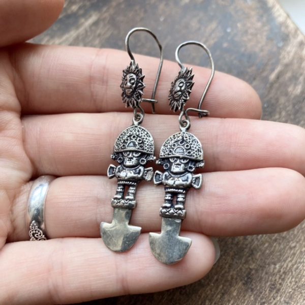 Vintage Peruvian sterling silver Inca earrings