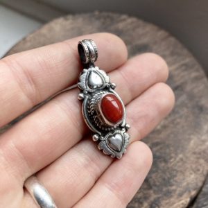 Vintage Tibetan sterling silver red coral pendant