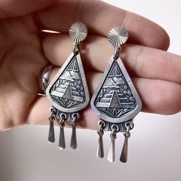 Vintage solid silver Mexican Mayan Temple earrings