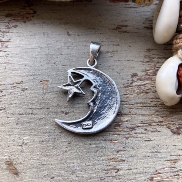 Vintage sterling silver celestial moon pendant