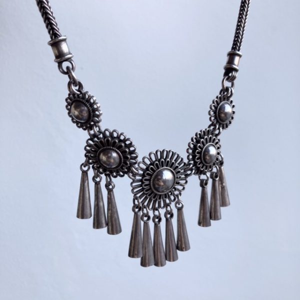 Vintage Indian solid sterling silver necklace