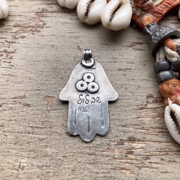 Vintage solid silver hand of Fatima pendant