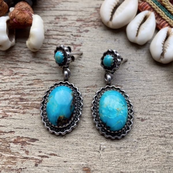 Vintage Navajo sterling silver turquoise earrings