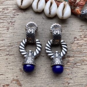 Vintage southwestern sterling silver and lapis lazuli earrings