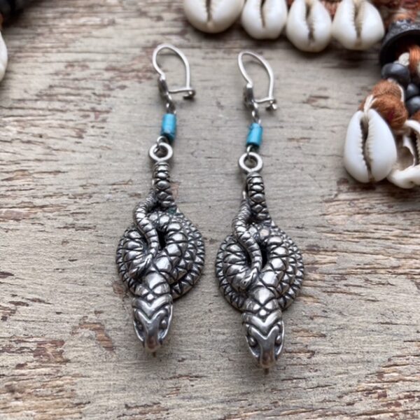Vintage solid silver snake earrings