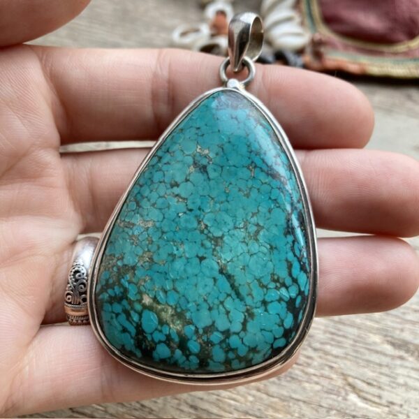 Vintage sterling silver chunky turquoise pendant