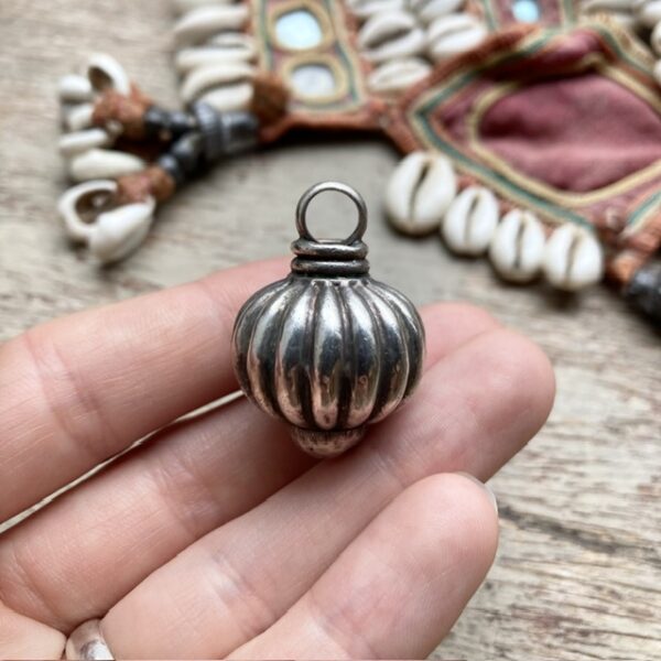 Vintage Indian sterling silver bead pendant