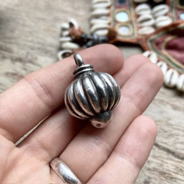 Vintage Indian sterling silver bead pendant