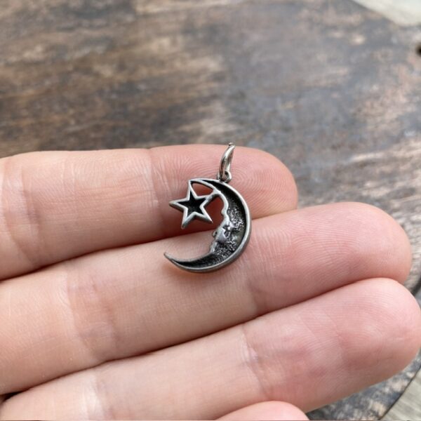 Vintage sterling silver celestial moon pendant