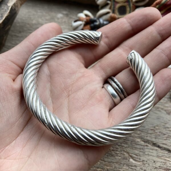 Vintage heavy sterling silver chunky torque bangle