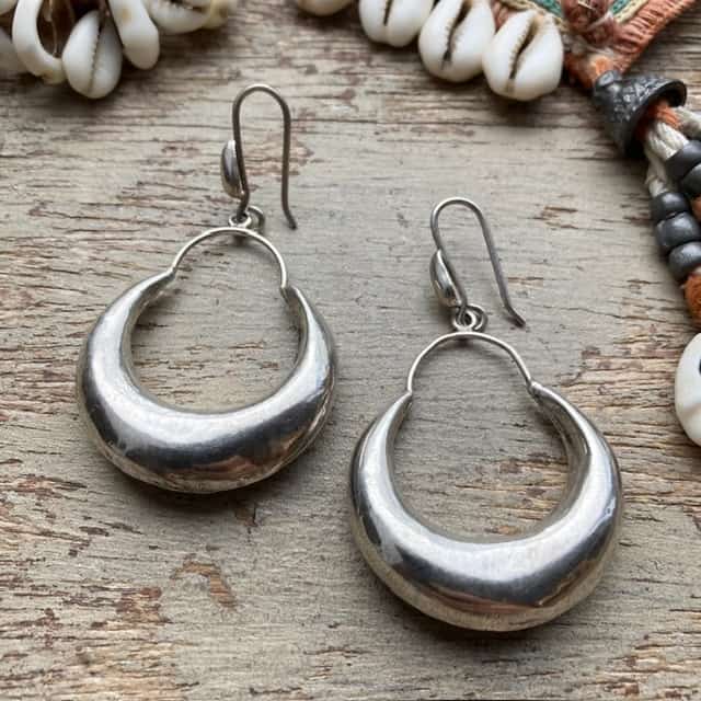Vintage Indian sterling silver hooped earrings