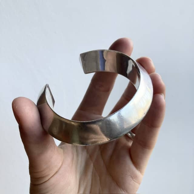Vintage chunky sterling silver cuff bangle