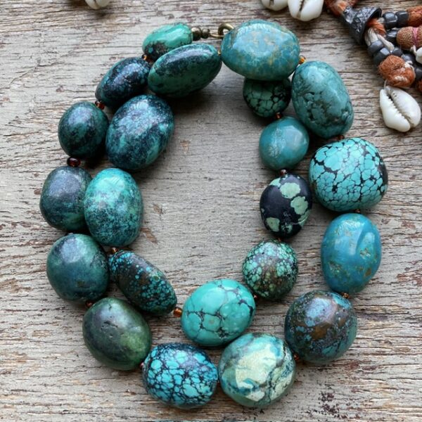 Vintage chunky natural turquoise bead necklace