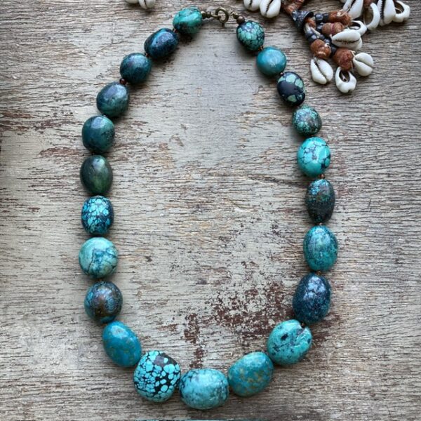 Vintage chunky natural turquoise bead necklace