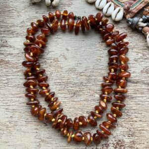 Vintage hand-knotted amber necklace