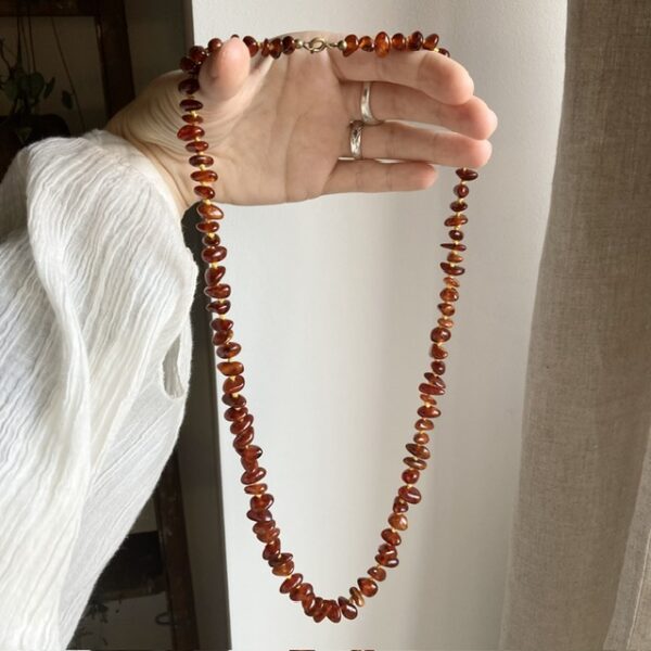 Vintage hand-knotted amber necklace