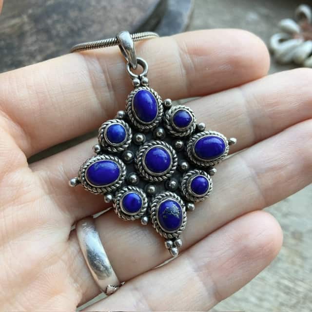 Vintage sterling silver lapis lazuli necklace