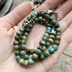 Vintage natural turquoise bead necklace