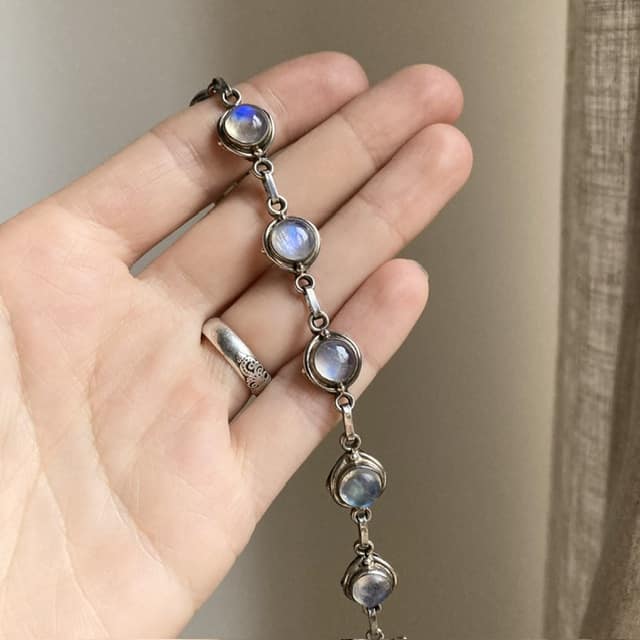 Vintage sterling silver rainbow moonstone bracelet