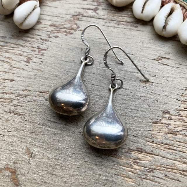 Vintage sterling silver droplet earrings