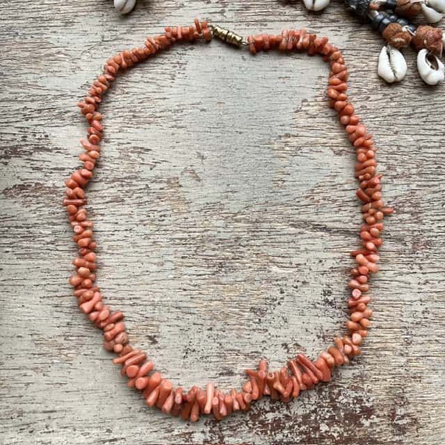 Vintage natural coral necklace