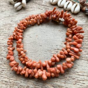Vintage natural coral necklace