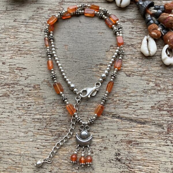 Vintage sterling silver and carnelian necklace