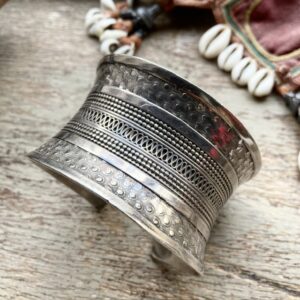 Vintage Balinese chunky sterling silver cuff