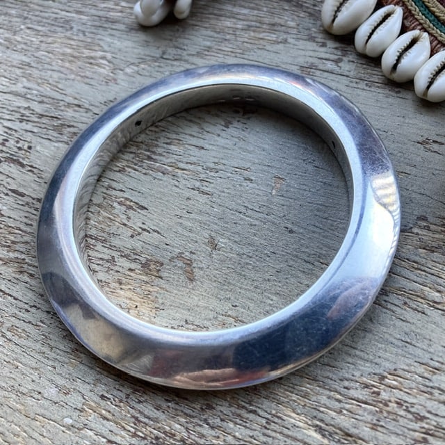 Vintage sterling silver chunky bangle