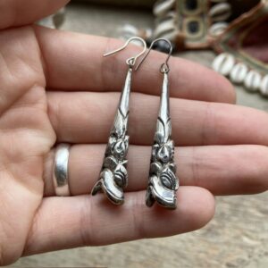 Vintage sterling silver ornate dragon earrings