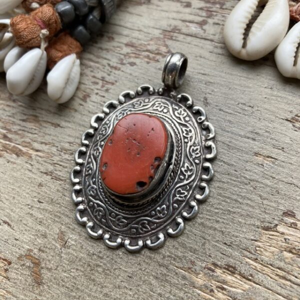 Vintage sterling silver red coral pendant