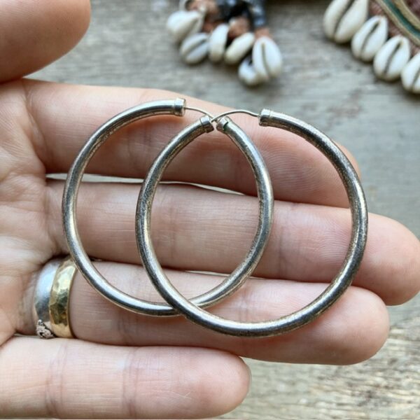 Vintage simple sterling silver hoops