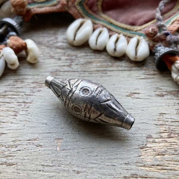 Vintage ornate solid silver Karen Hill Tribe bead