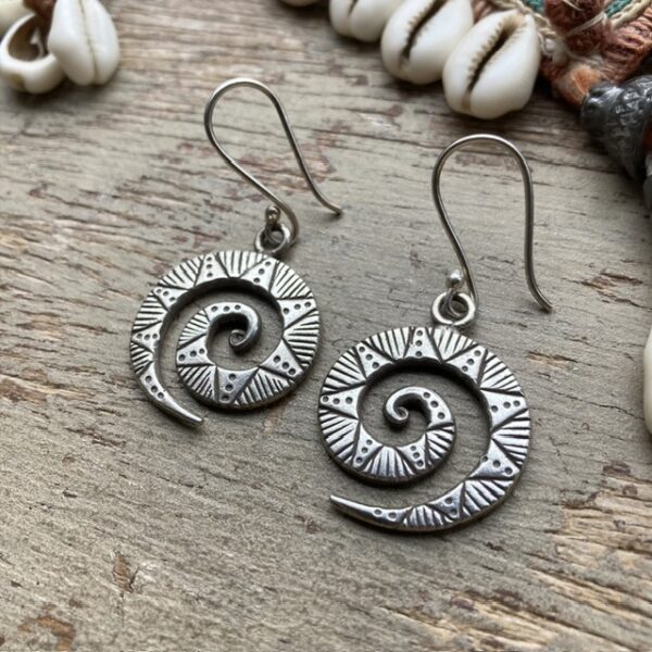 Vintage solid silver spiral earrings