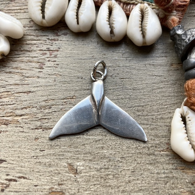 Vintage solid silver whale tail pendant