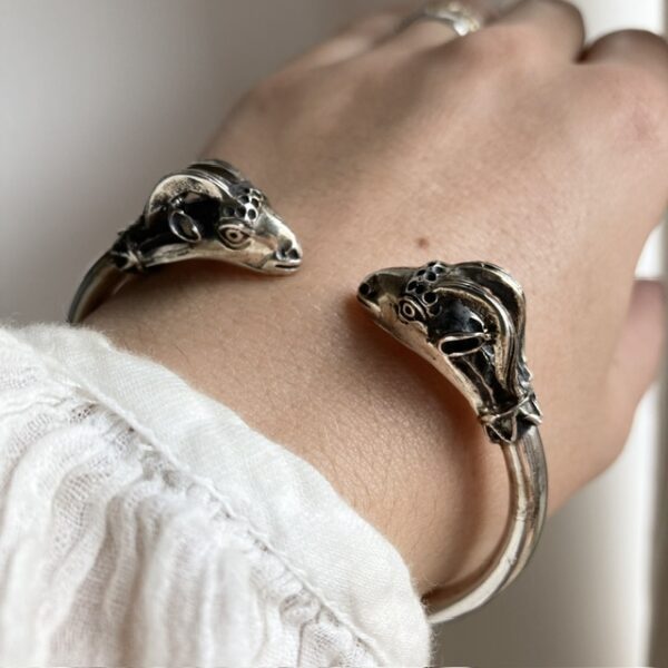 Vintage sterling silver ram head bangle