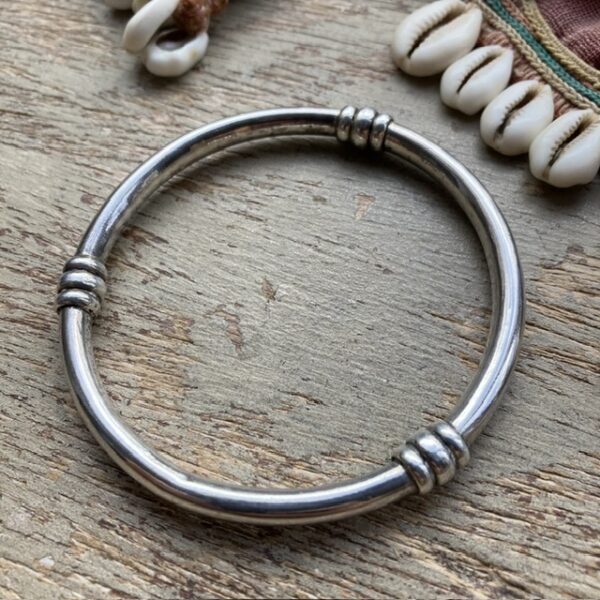 Vintage sterling silver bangle