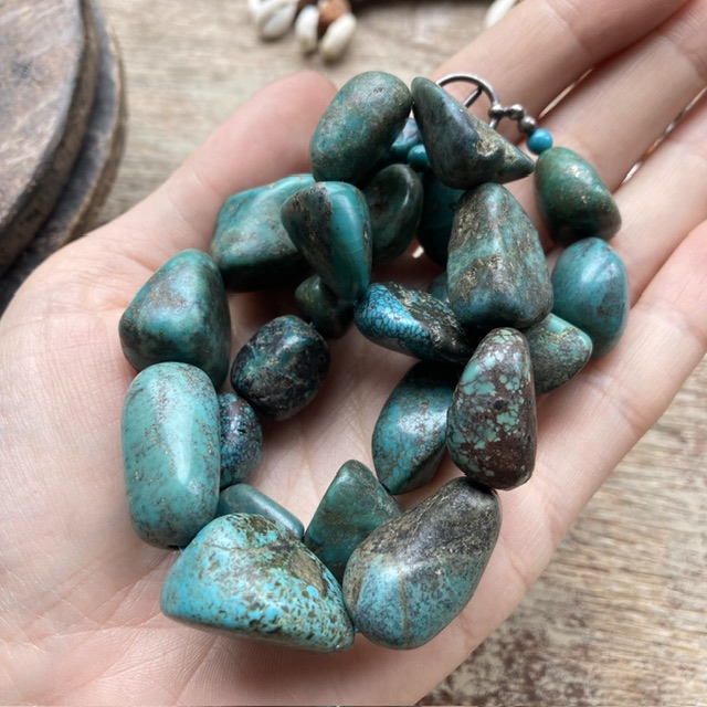 Vintage chunky natural turquoise necklace