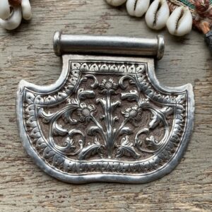 Vintage Indian sterling silver repousse pendant