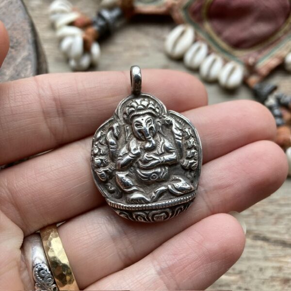 Vintage Indian sterling silver Ganesha pendant