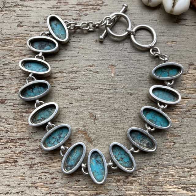 Vintage sterling silver turquoise bracelet