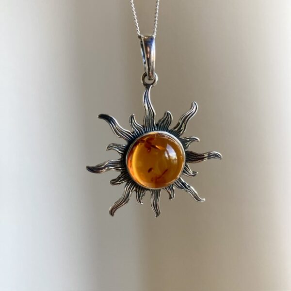 Vintage sterling silver sunburst necklace