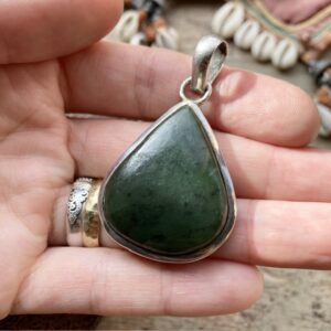 Vintage sterling silver and jade pendant