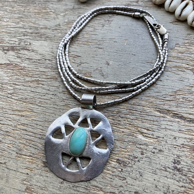 Vintage pure silver and turquoise necklace